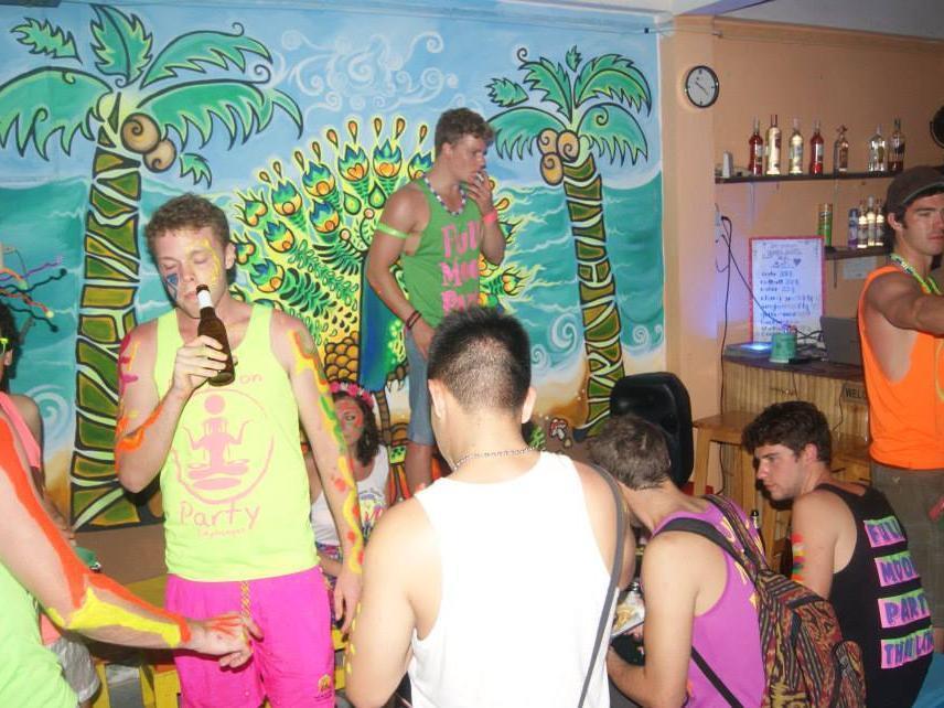 Maddy'S Hostel Ko Pha Ngan Ngoại thất bức ảnh