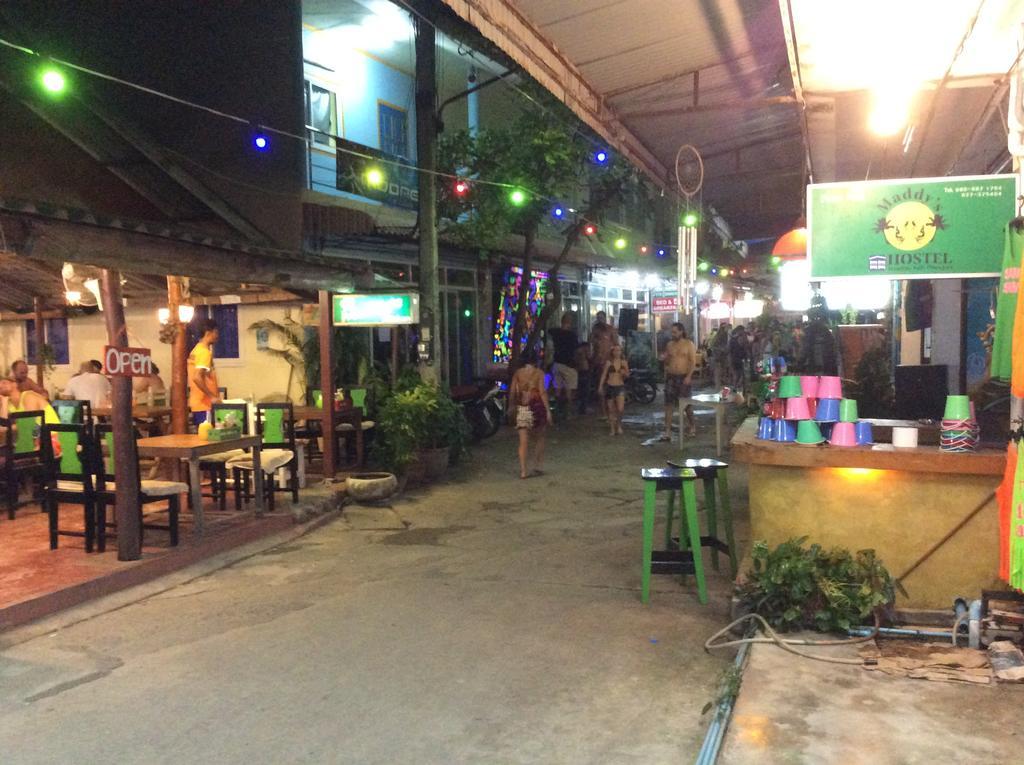 Maddy'S Hostel Ko Pha Ngan Ngoại thất bức ảnh