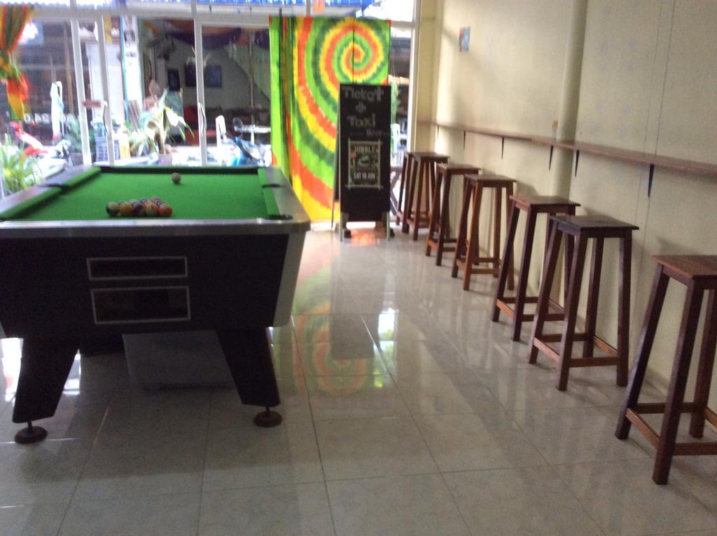 Maddy'S Hostel Ko Pha Ngan Ngoại thất bức ảnh