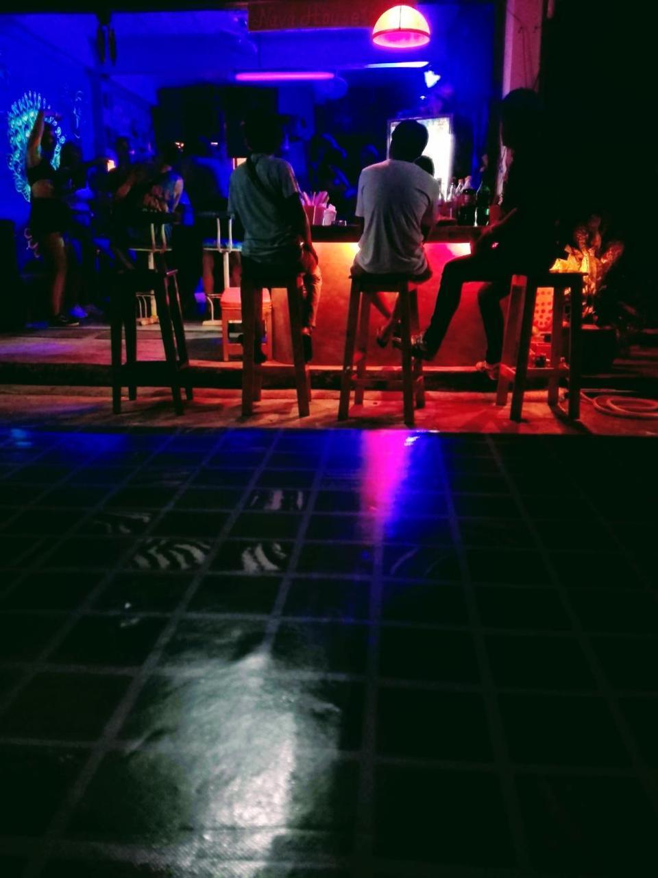 Maddy'S Hostel Ko Pha Ngan Ngoại thất bức ảnh