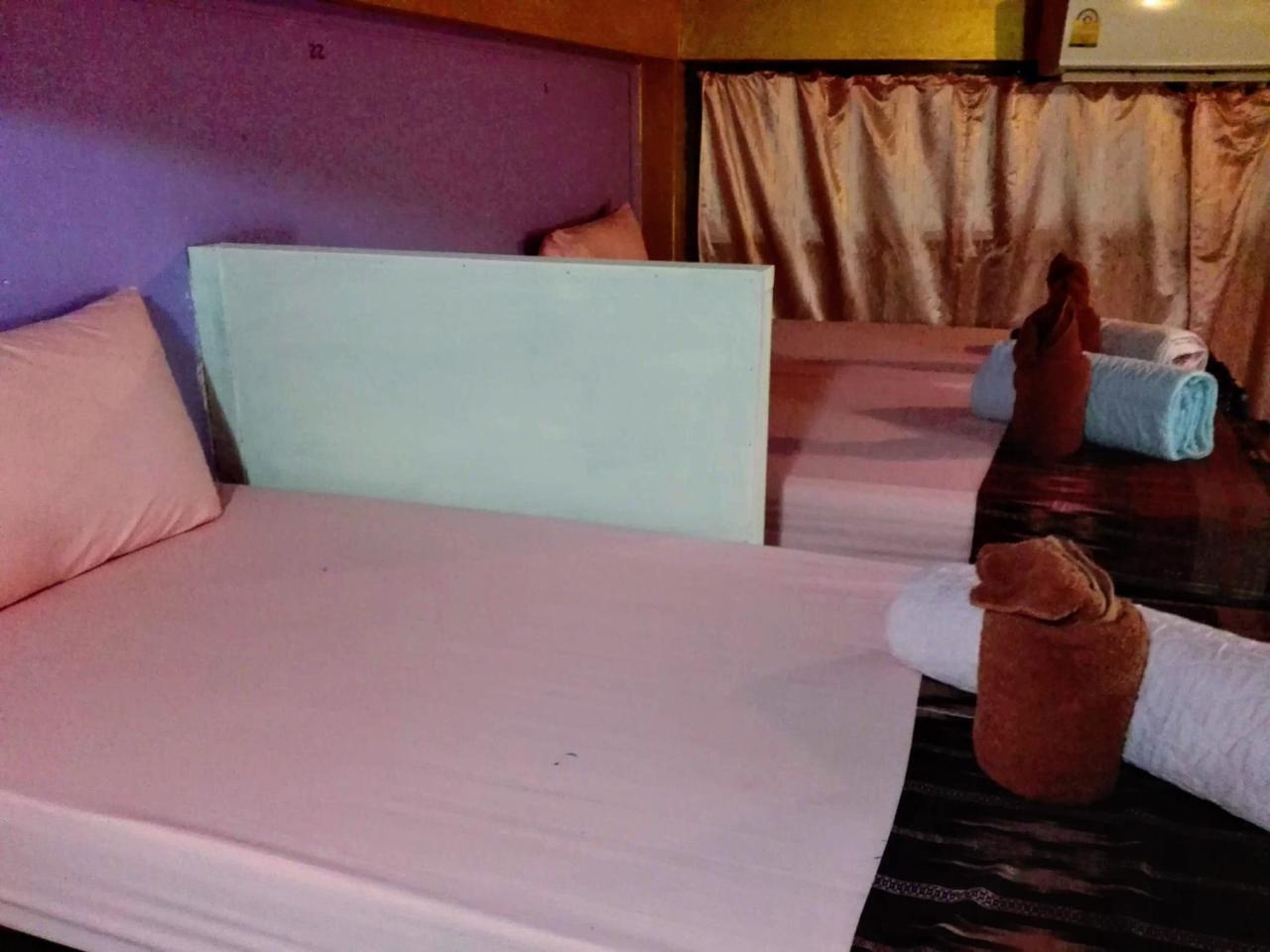 Maddy'S Hostel Ko Pha Ngan Ngoại thất bức ảnh